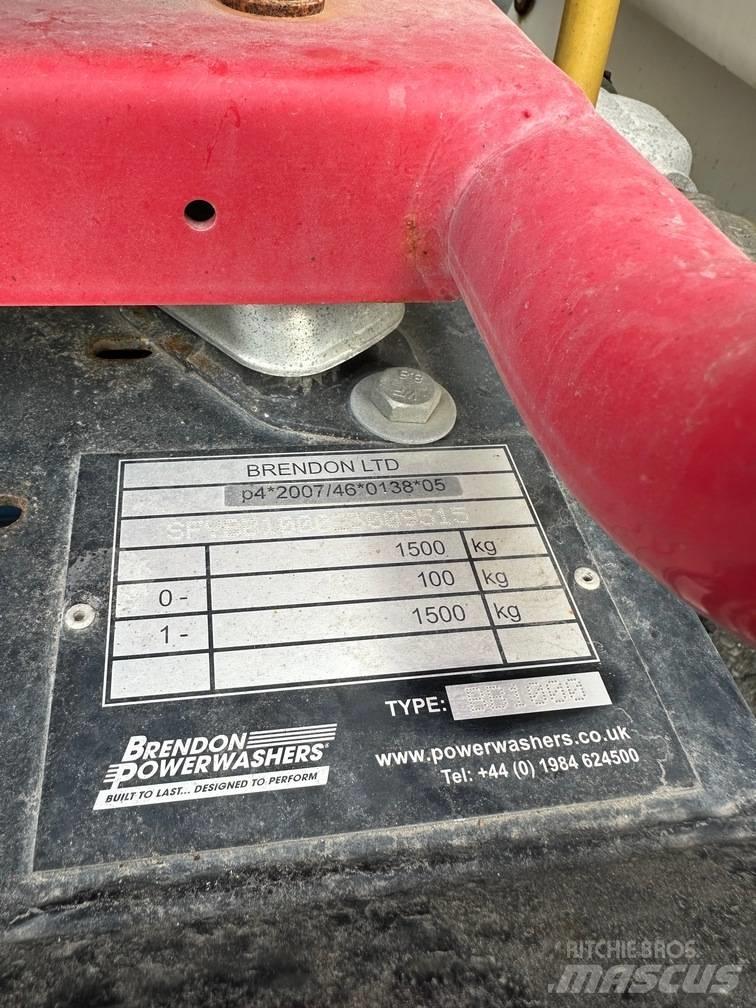  Brendan BB1000 Su tankerleri