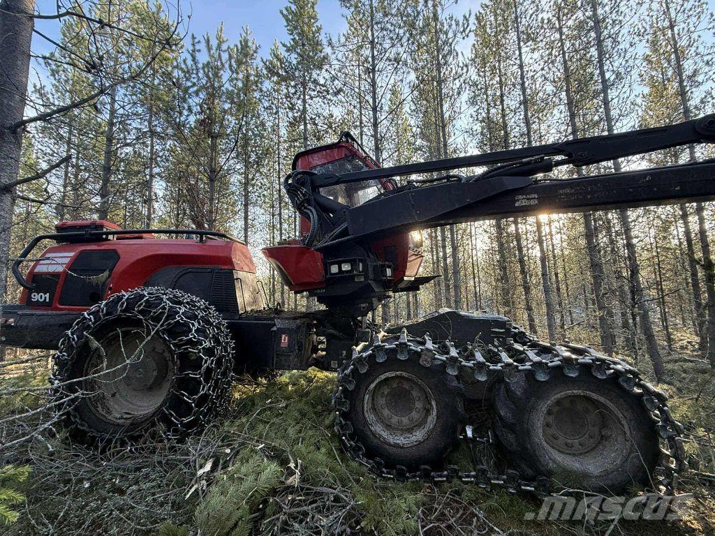 Komatsu 901 Biçerdöverler