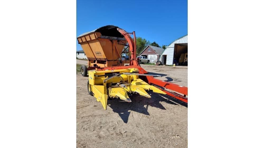 New Holland FP230 Silaj makinasi