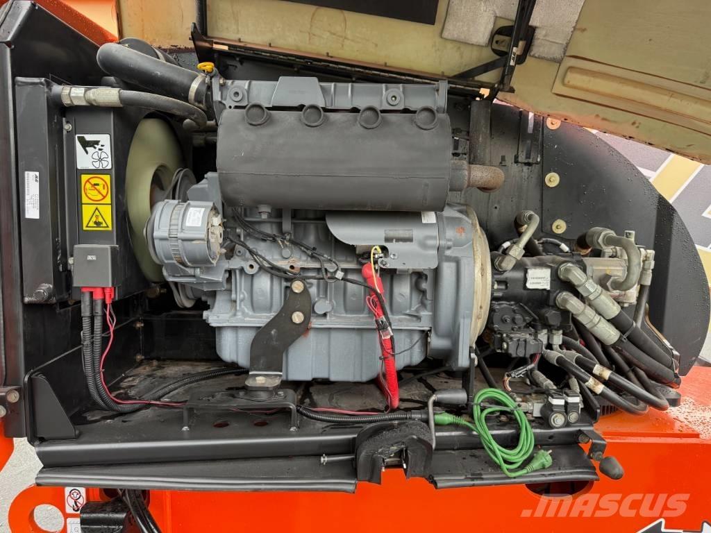 JLG 660 SJ Körüklü personel platformları