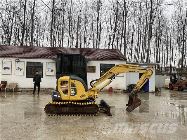 Komatsu PC35MR-2 Paletli ekskavatörler