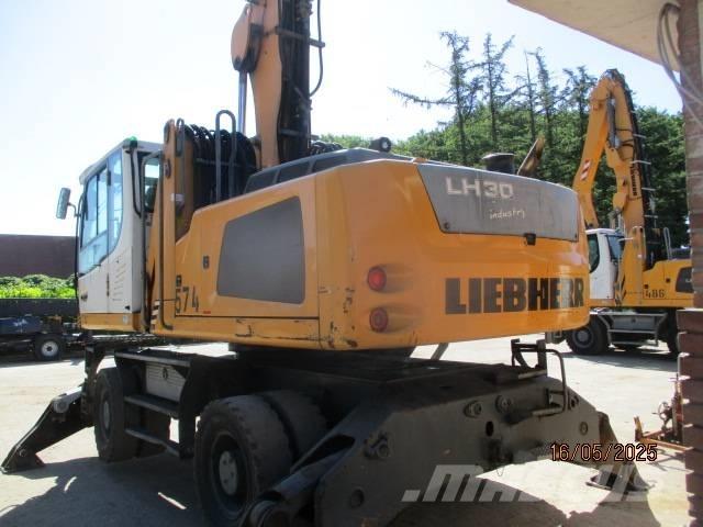 Liebherr LH 30 M Atık taşıma araçları