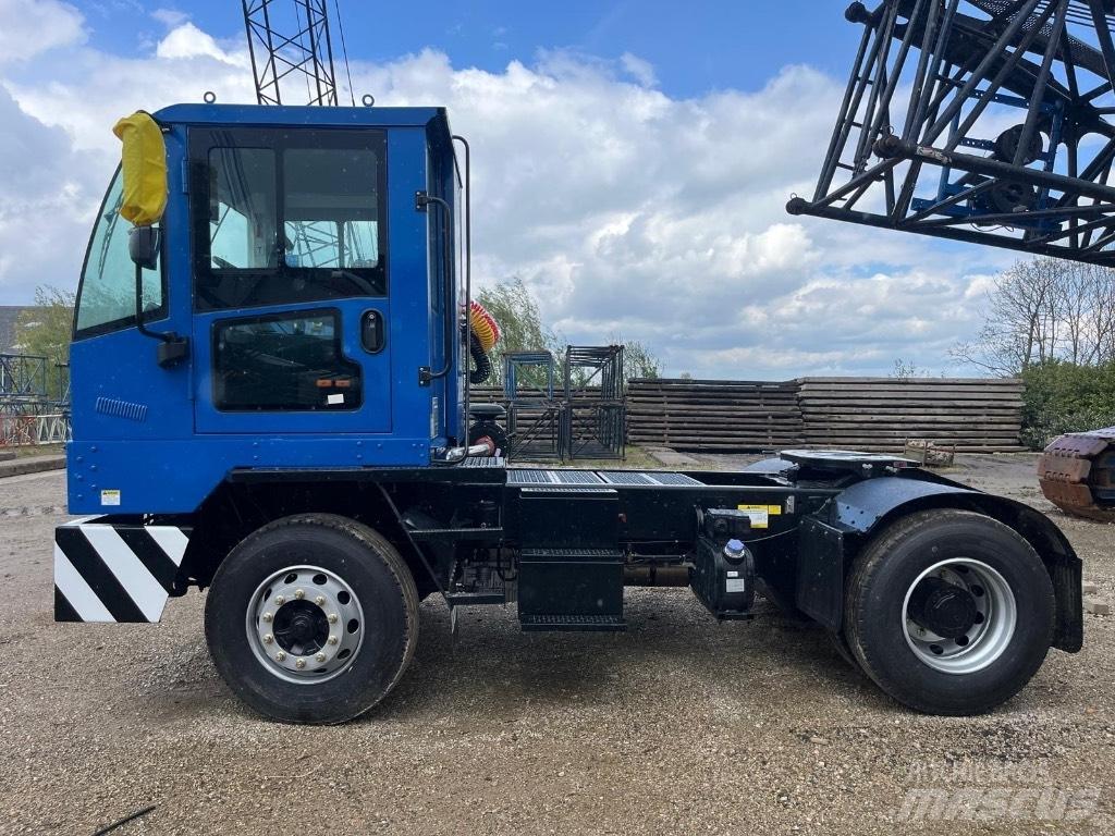 XCMG XPT70K Terminal çekiciler