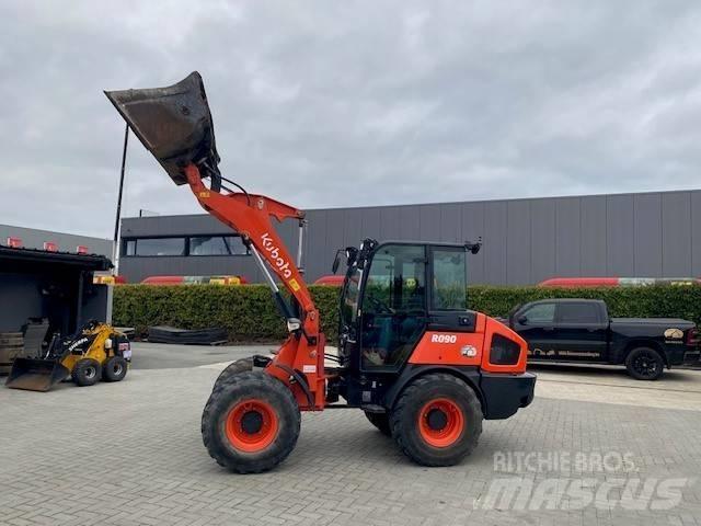 Kubota R 090 Tekerlekli yükleyiciler