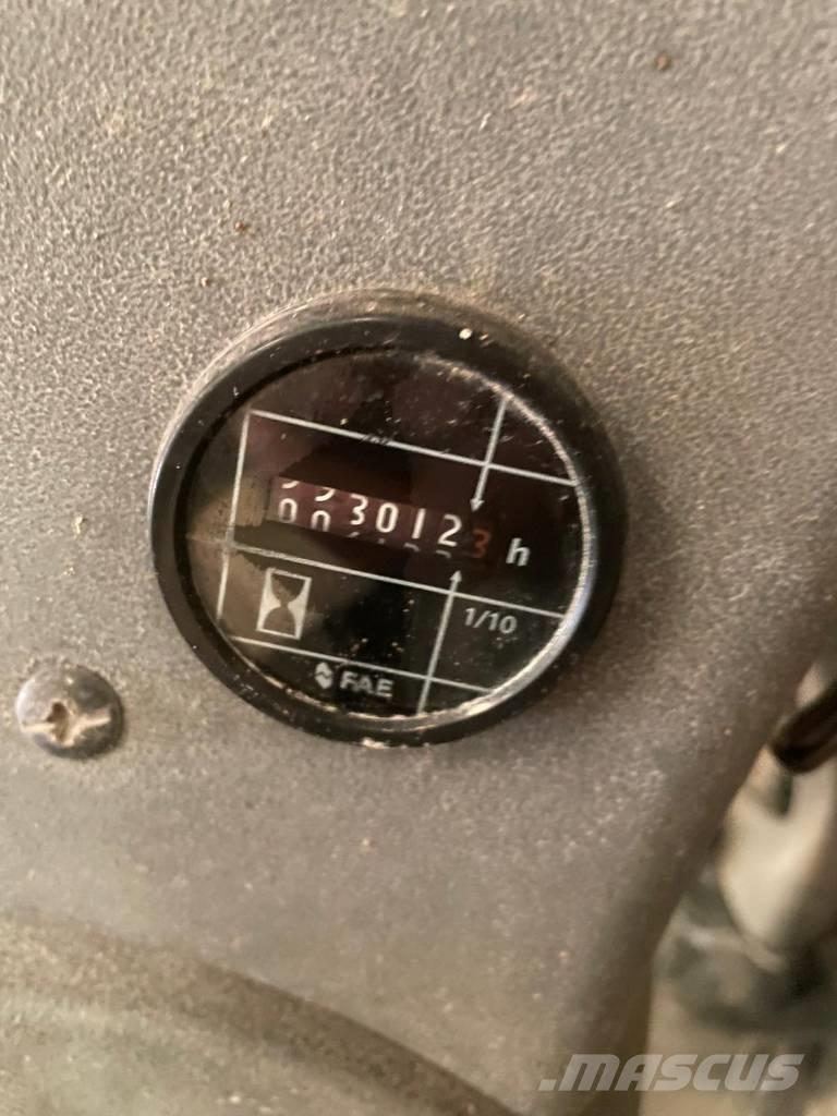 New Holland W 270 B Tekerlekli yükleyiciler