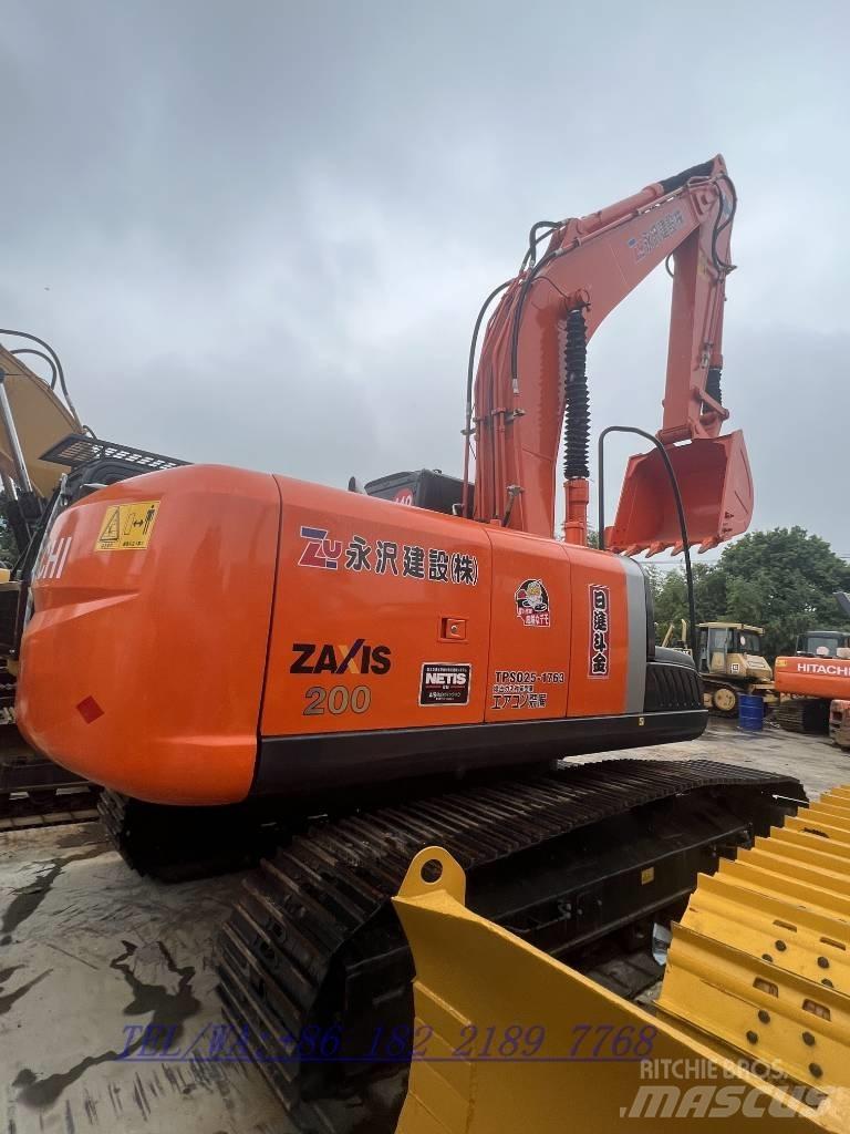 Hitachi ZX200 Paletli ekskavatörler