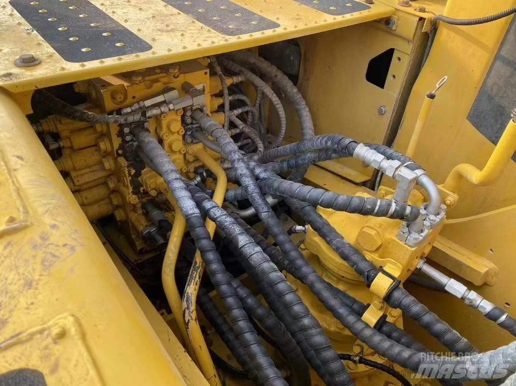 Komatsu pc200 Paletli ekskavatörler