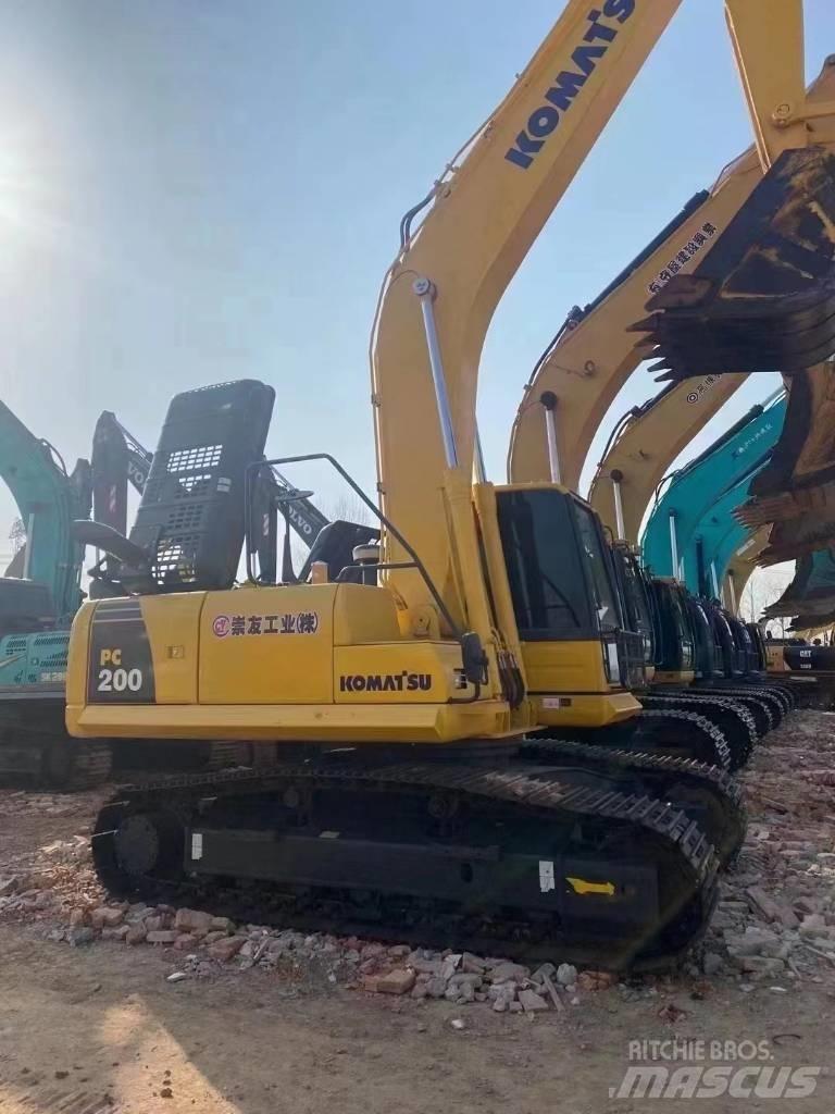 Komatsu pc200 Paletli ekskavatörler