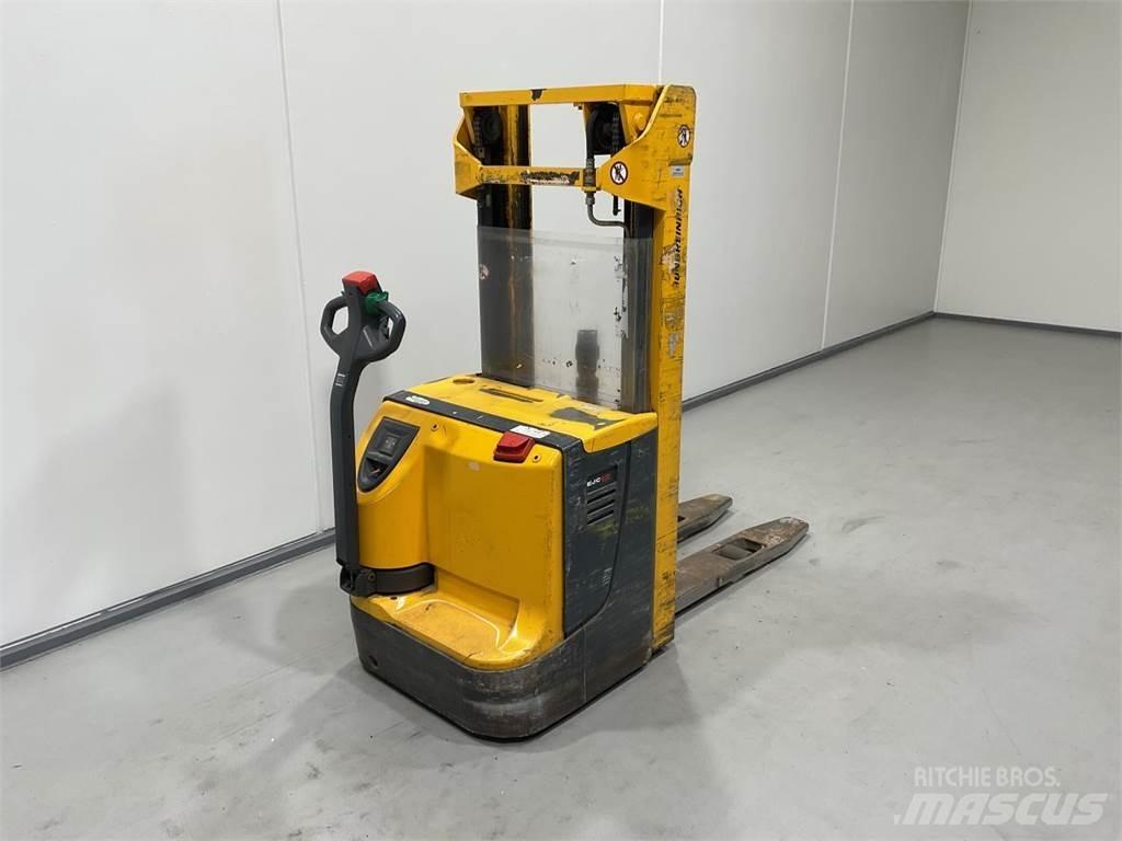 Jungheinrich EJC12 Akülü depo ekipmanları