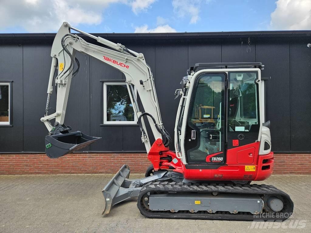 Takeuchi TB 260 Mini ekskavatörler, 7 tona dek