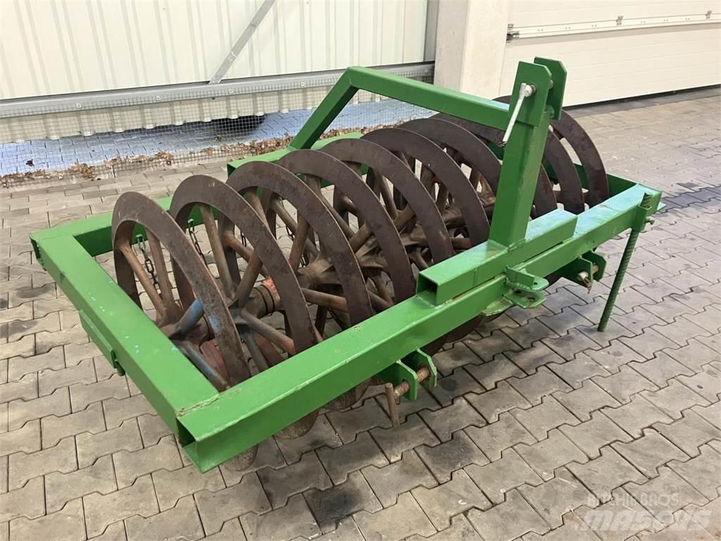  UNBEKANNT 1,80 m Kültivatörler