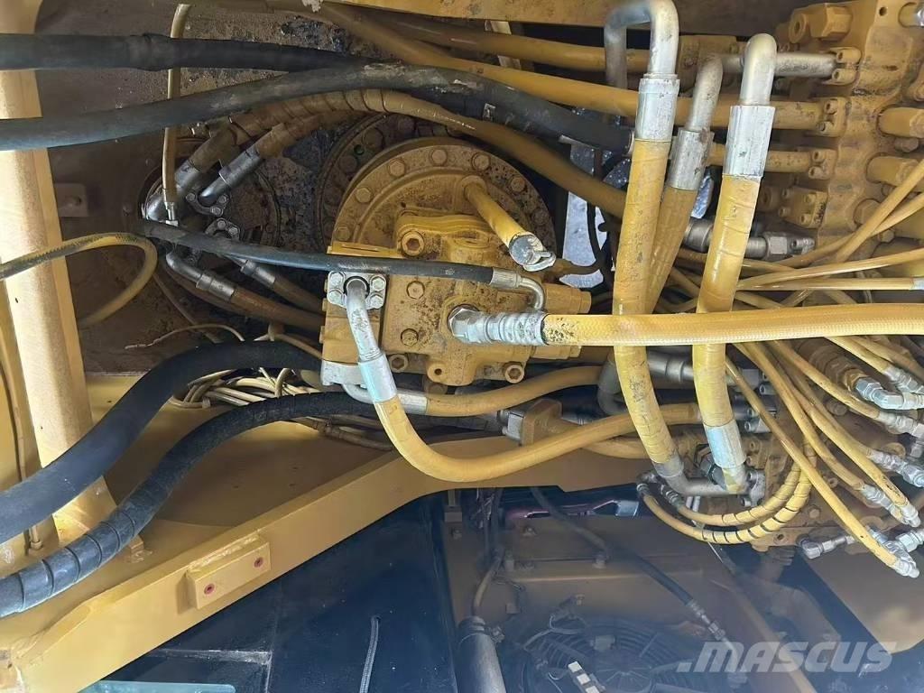 CAT 329 D L Paletli ekskavatörler