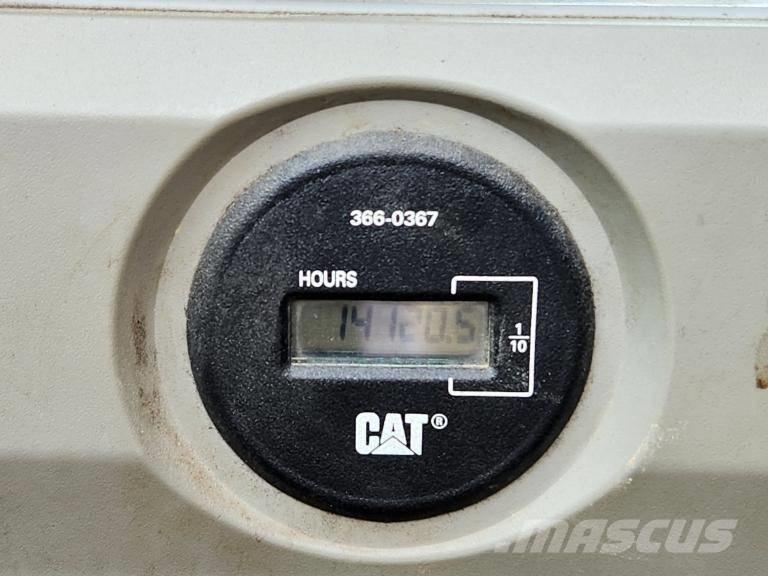 CAT 330F Paletli ekskavatörler