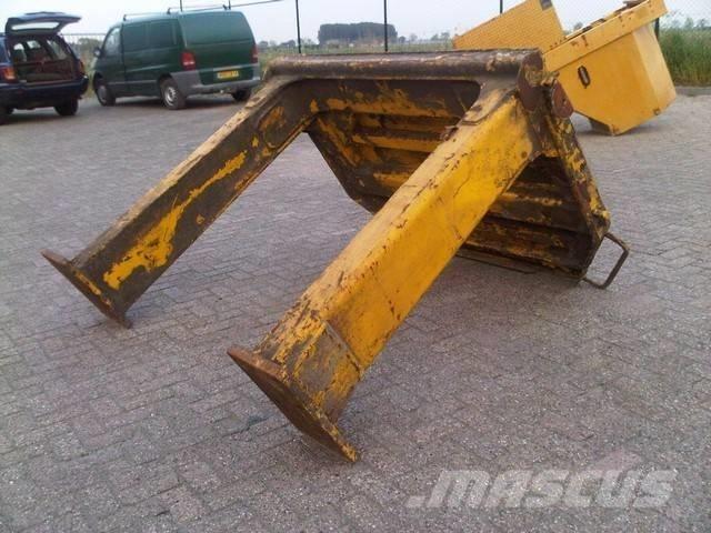 CAT 990 II Saseler