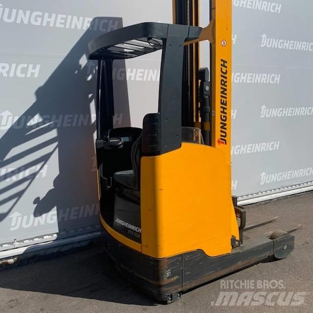 Jungheinrich ETV 214 Reach truck - depo içi istif araçları