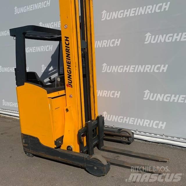 Jungheinrich ETV 214 Reach truck - depo içi istif araçları