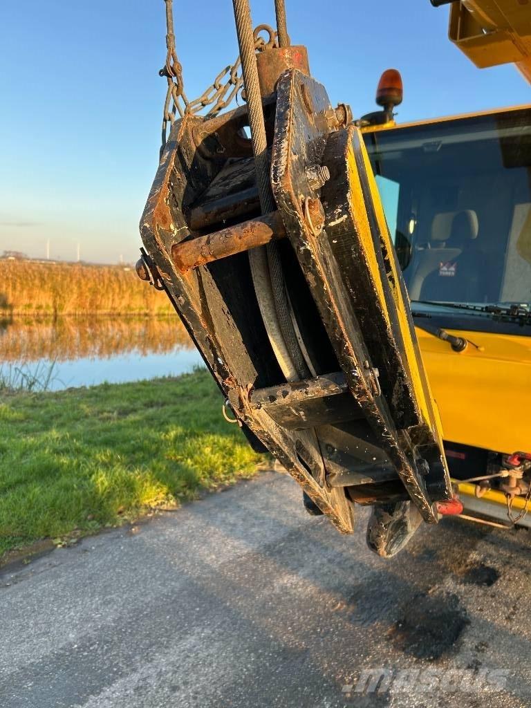 Terex Demag AC 50-1 Yol-Arazi Tipi Vinçler (AT)