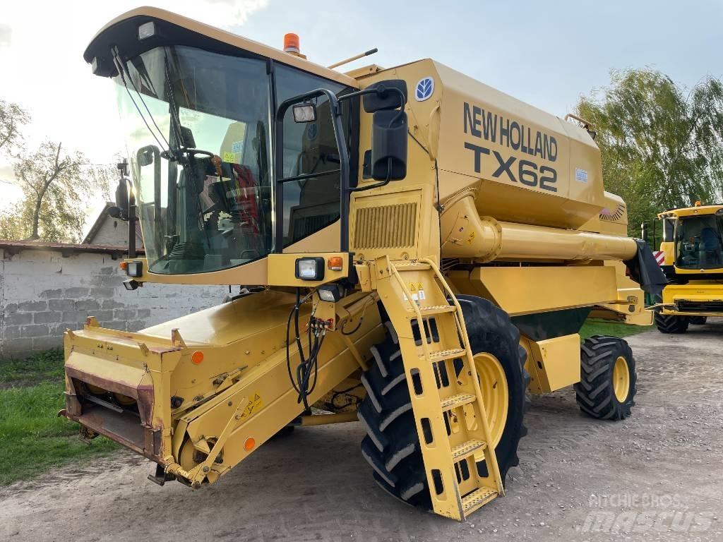 New Holland TX 62 Biçerdöverler