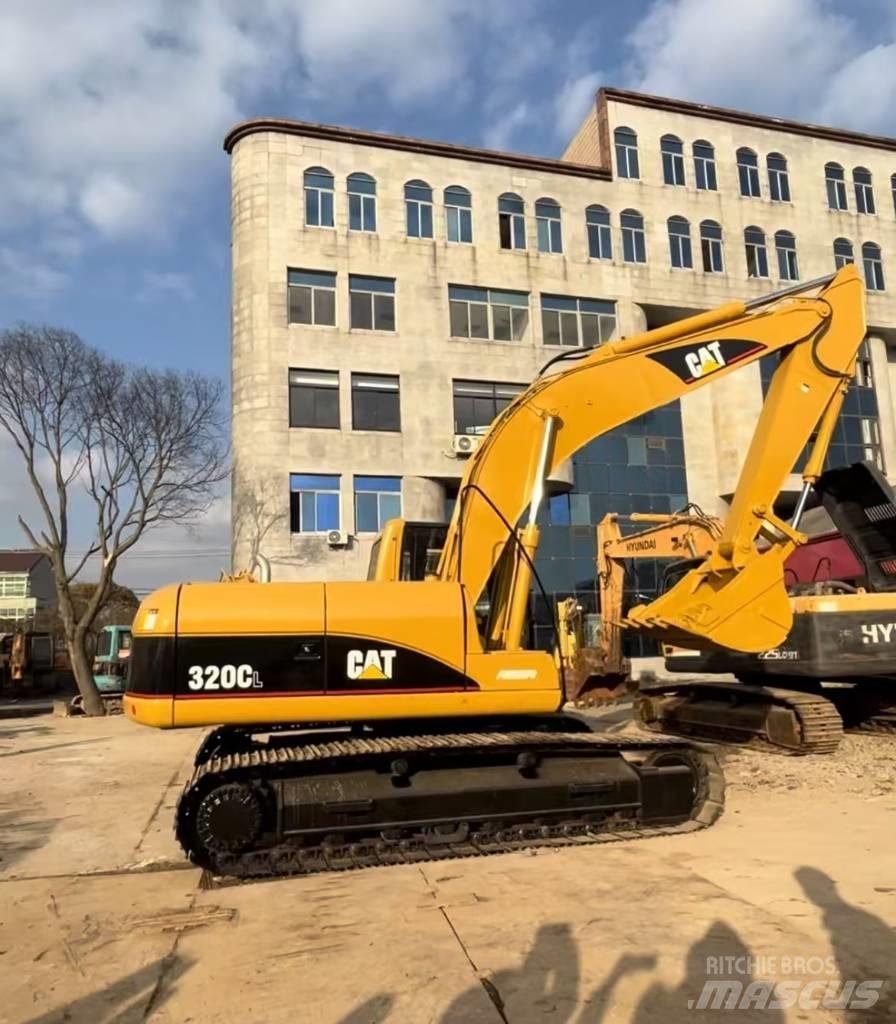CAT 320 C L Paletli ekskavatörler