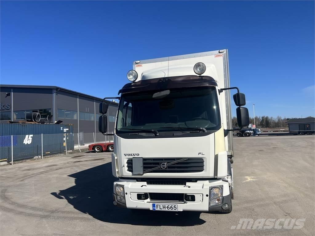 Volvo FL 240 4X2 Kapali kasa kamyonlar