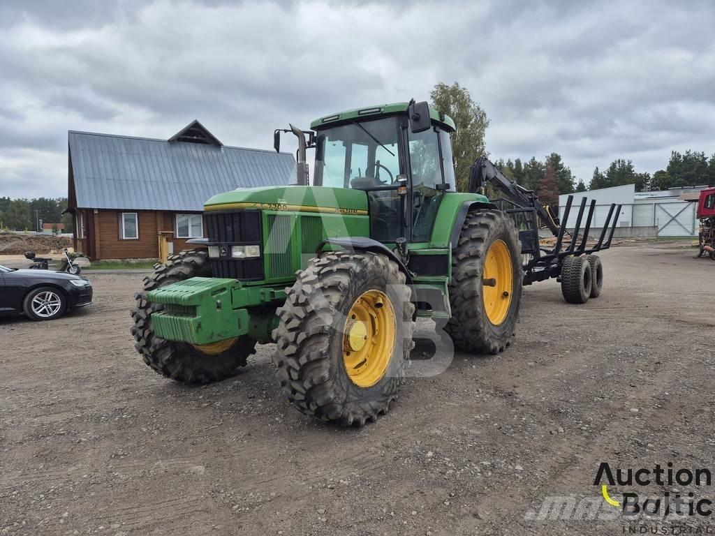 John Deere 7700 Tomruk yükleyici traktörler