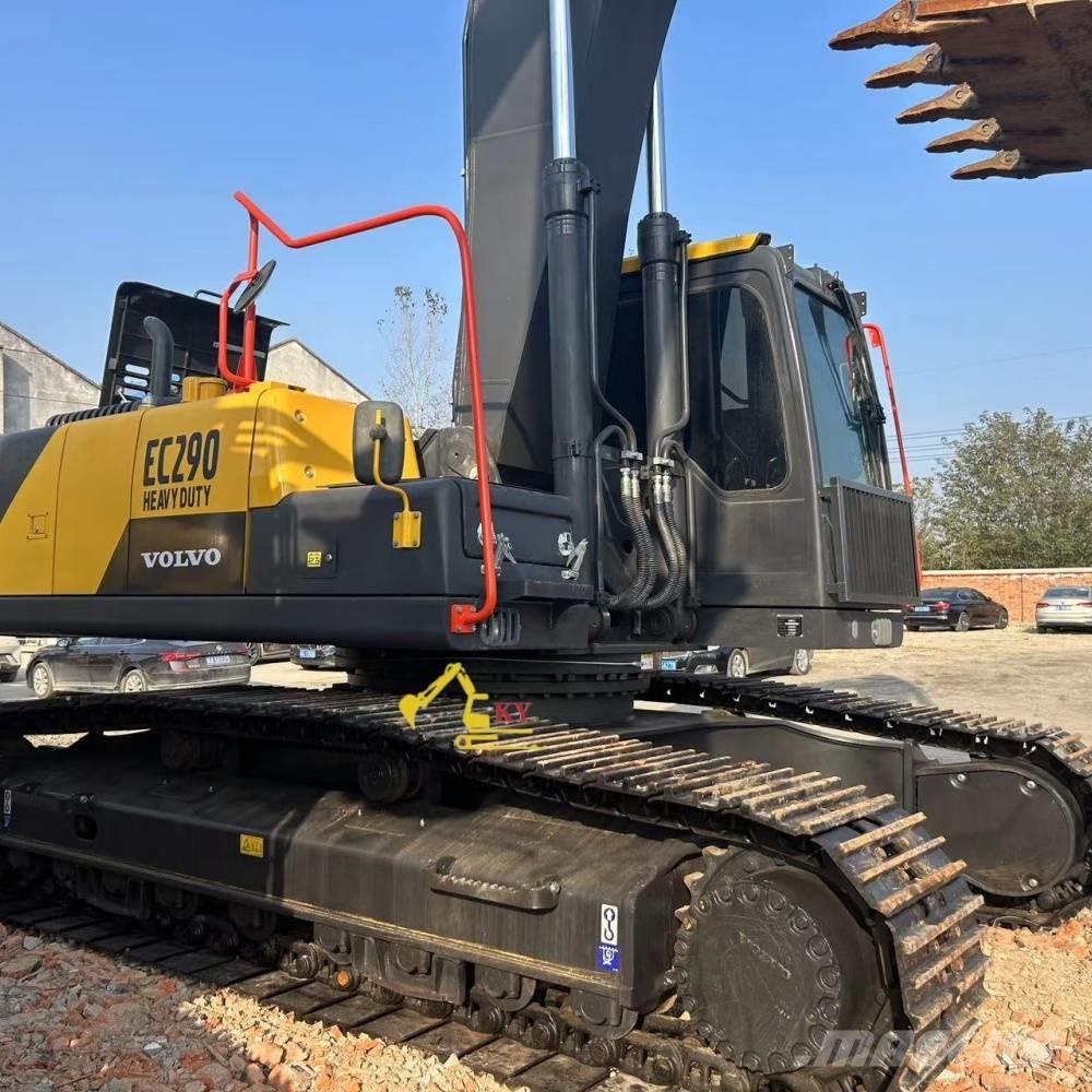 Volvo 290 Paletli ekskavatörler