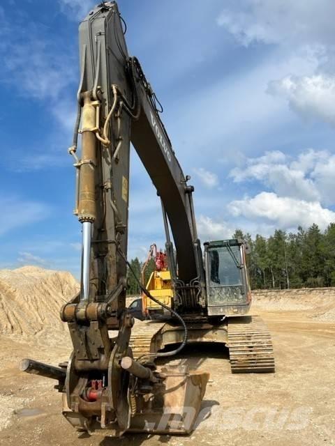 Volvo EC 300 EL Paletli ekskavatörler