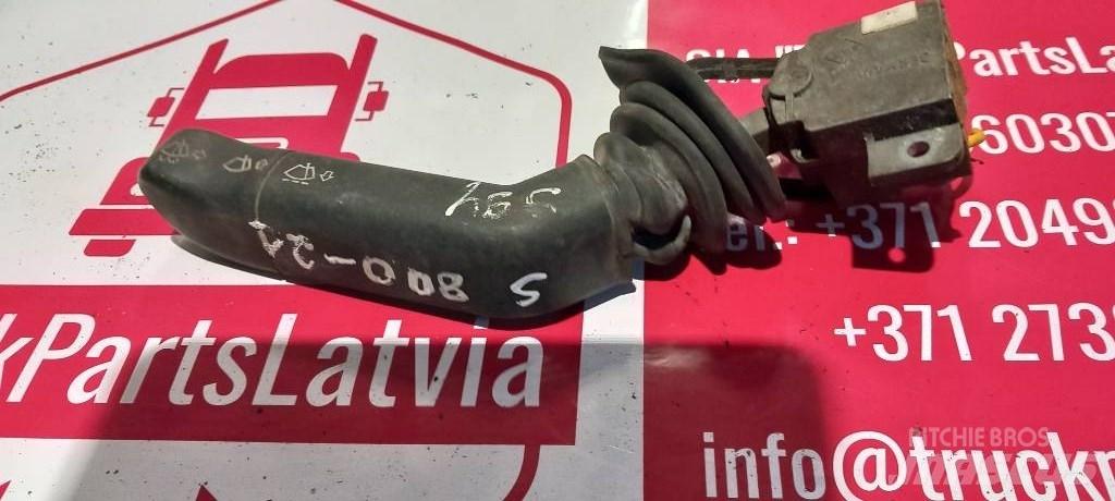 Scania R 420.  1372985 Kabinler
