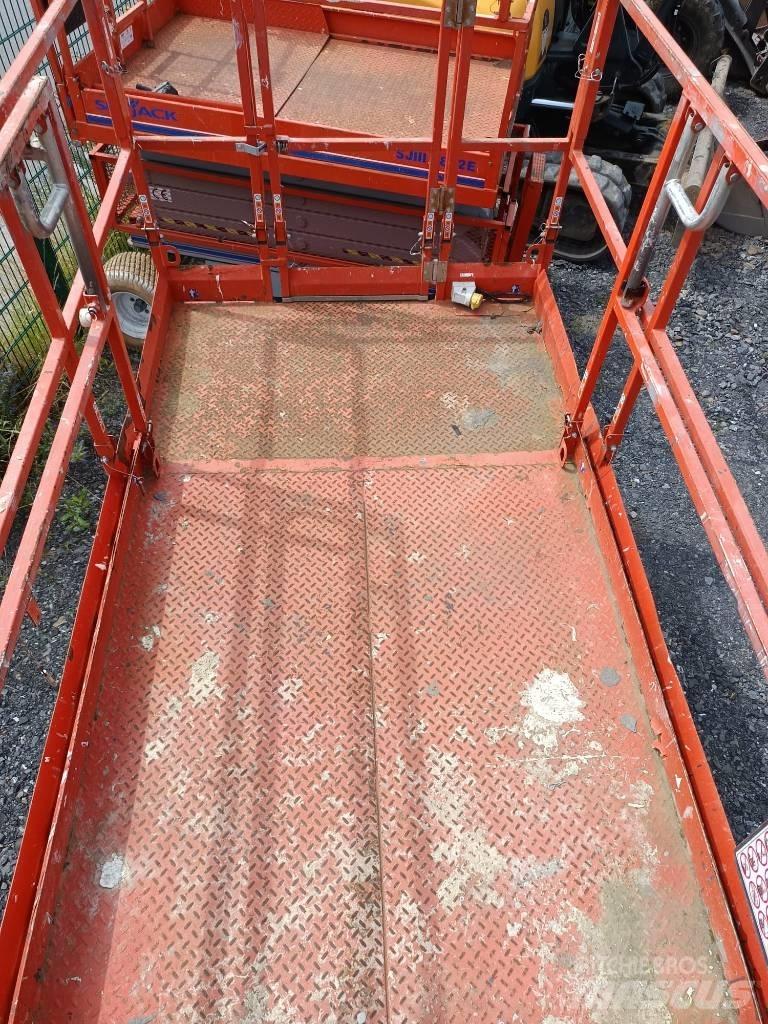 SkyJack SJ 6832 RTE Makasli platformlar