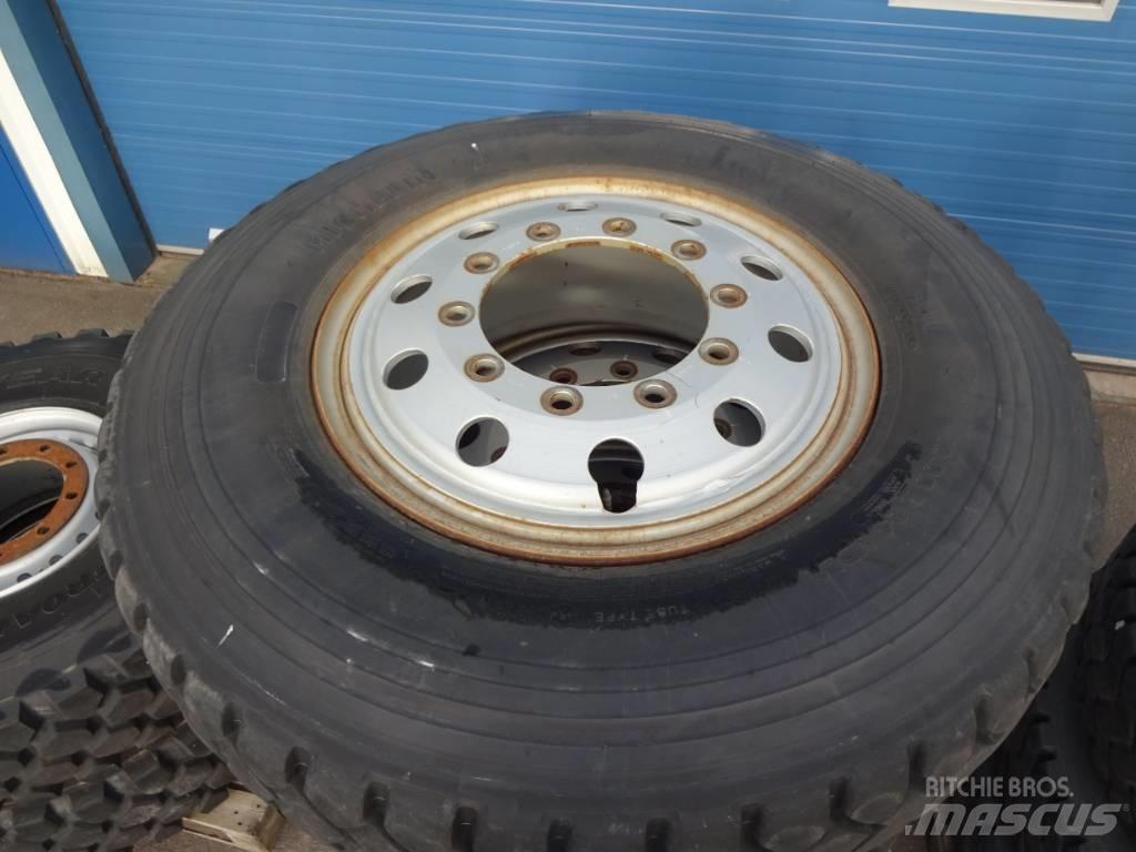 Michelin 1200x24 XDL Lastikler