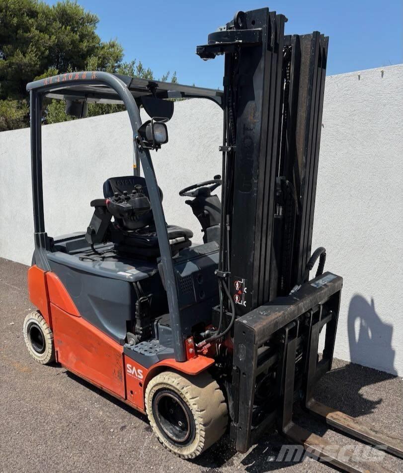 Toyota 8 FBMT 16 Elektrikli forkliftler