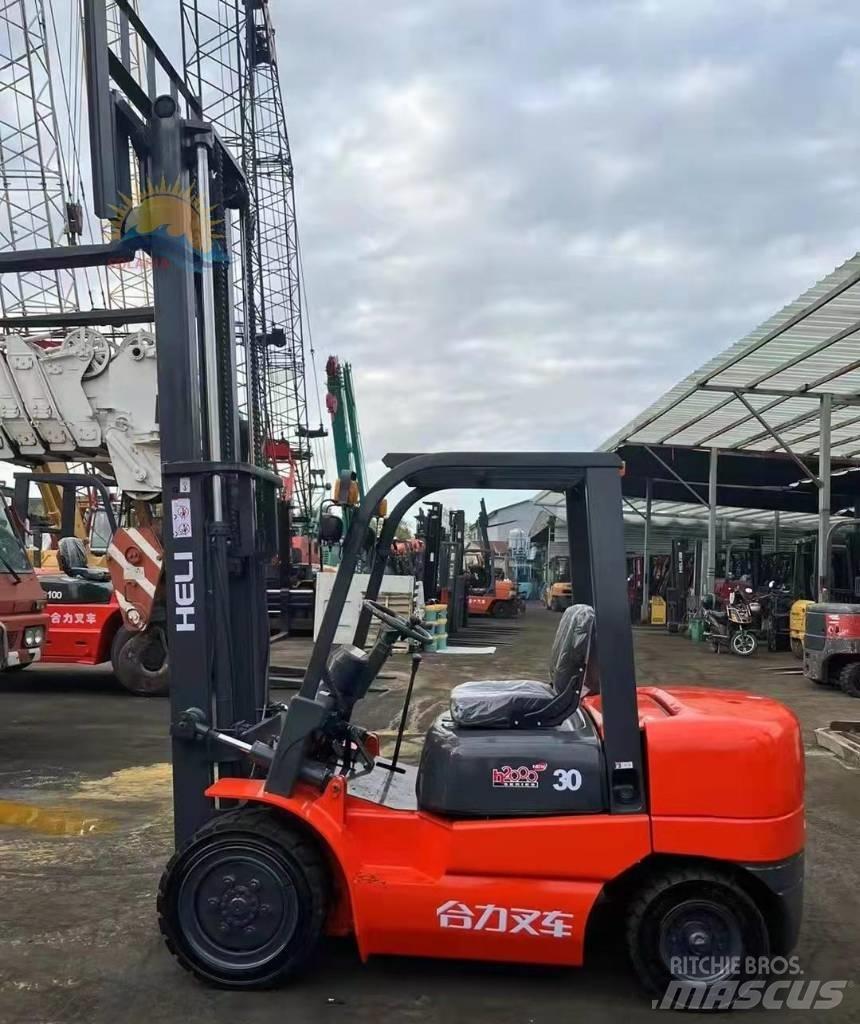 Heli CPCD 30 Dizel forkliftler