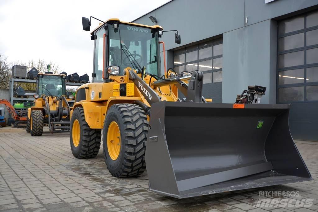 Volvo L 30 H Tekerlekli yükleyiciler