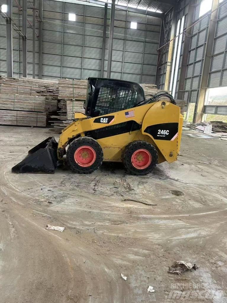 CAT 246 C Skid steer loderler