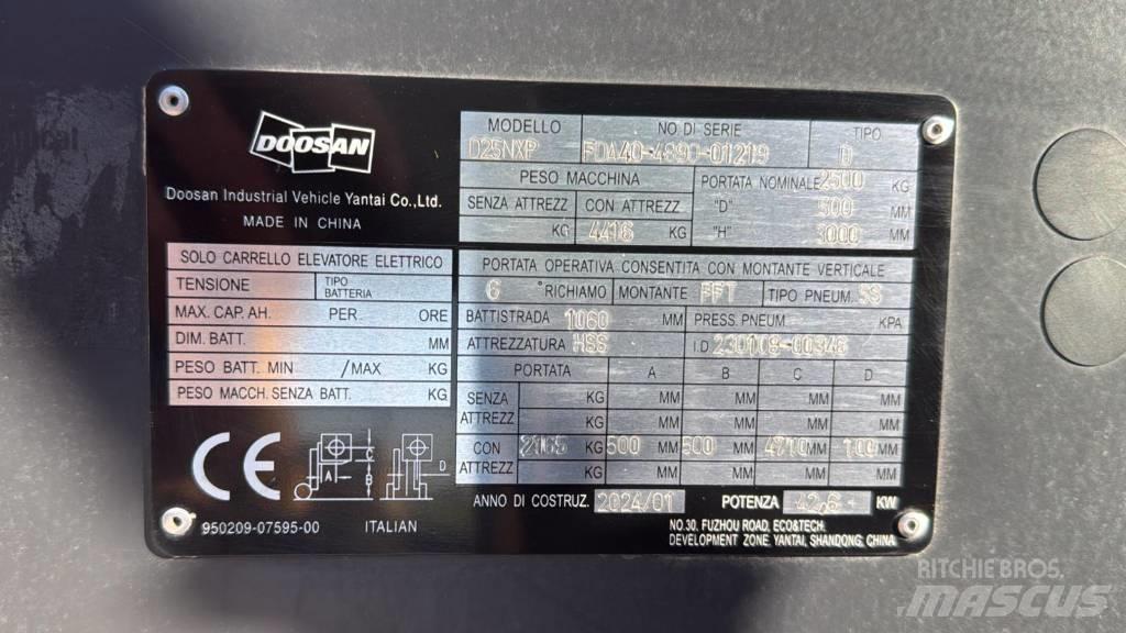 Bobcat D 25 NXP Dizel forkliftler