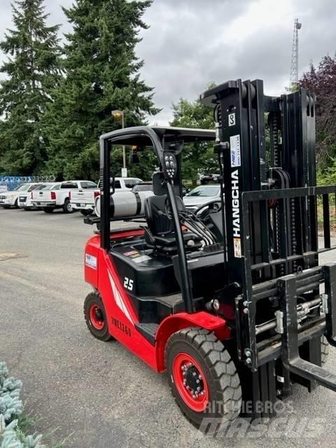 Hangcha FP25 Arazi tipi forklift