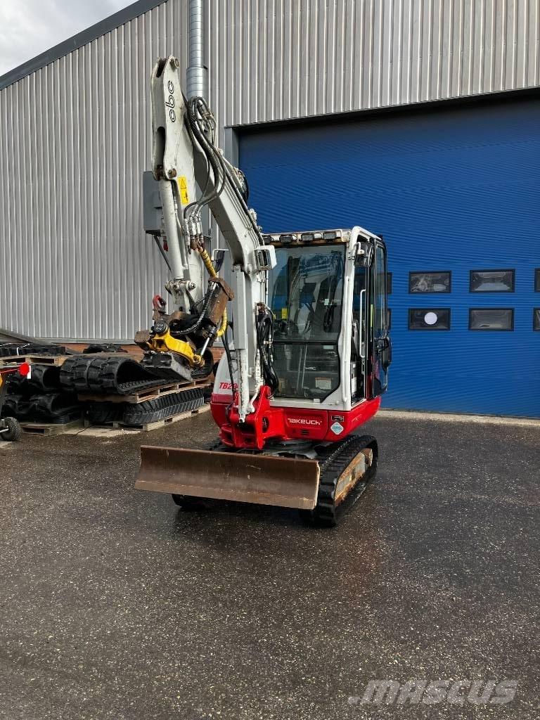 Takeuchi TB 230 Mini ekskavatörler, 7 tona dek