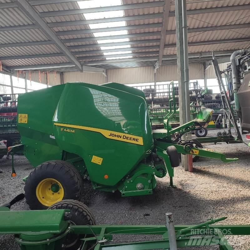 John Deere F441M Rulo balya makinalari