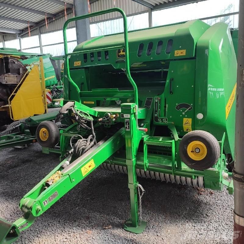 John Deere F441M Rulo balya makinalari