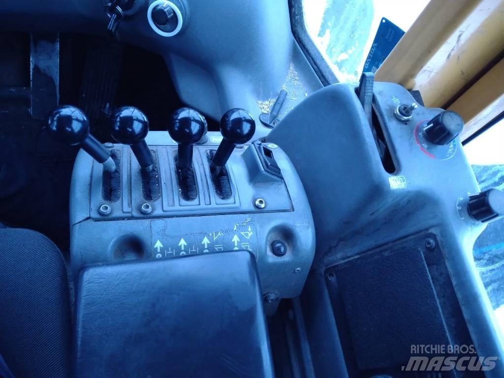 Volvo L 90 E Tekerlekli yükleyiciler