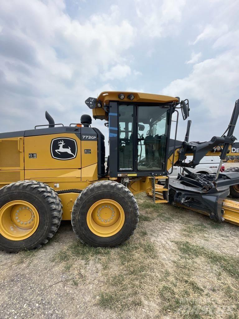 John Deere 772 GP Greyderler
