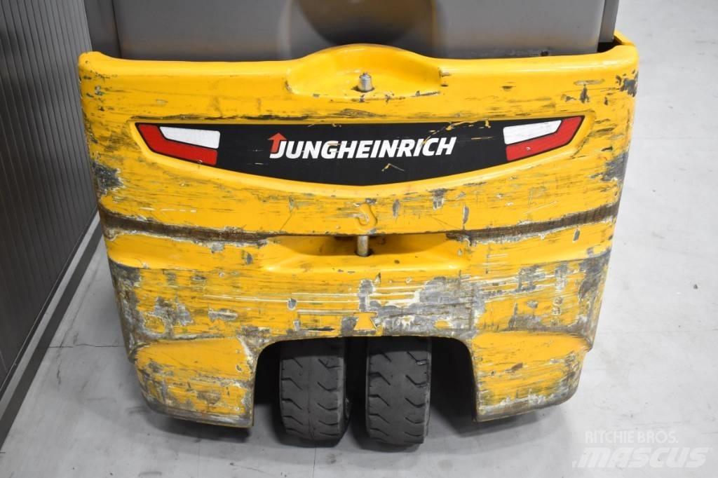 Jungheinrich EFG 215 Elektrikli forkliftler