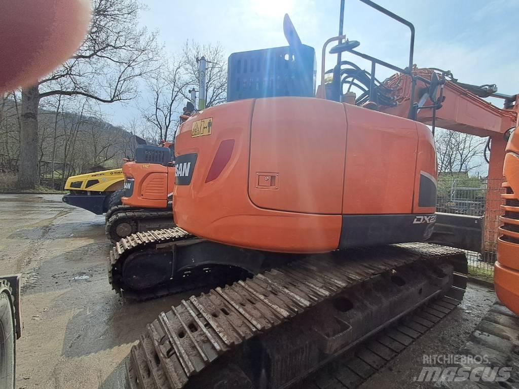 Doosan DX 235 LCR-5 Paletli ekskavatörler