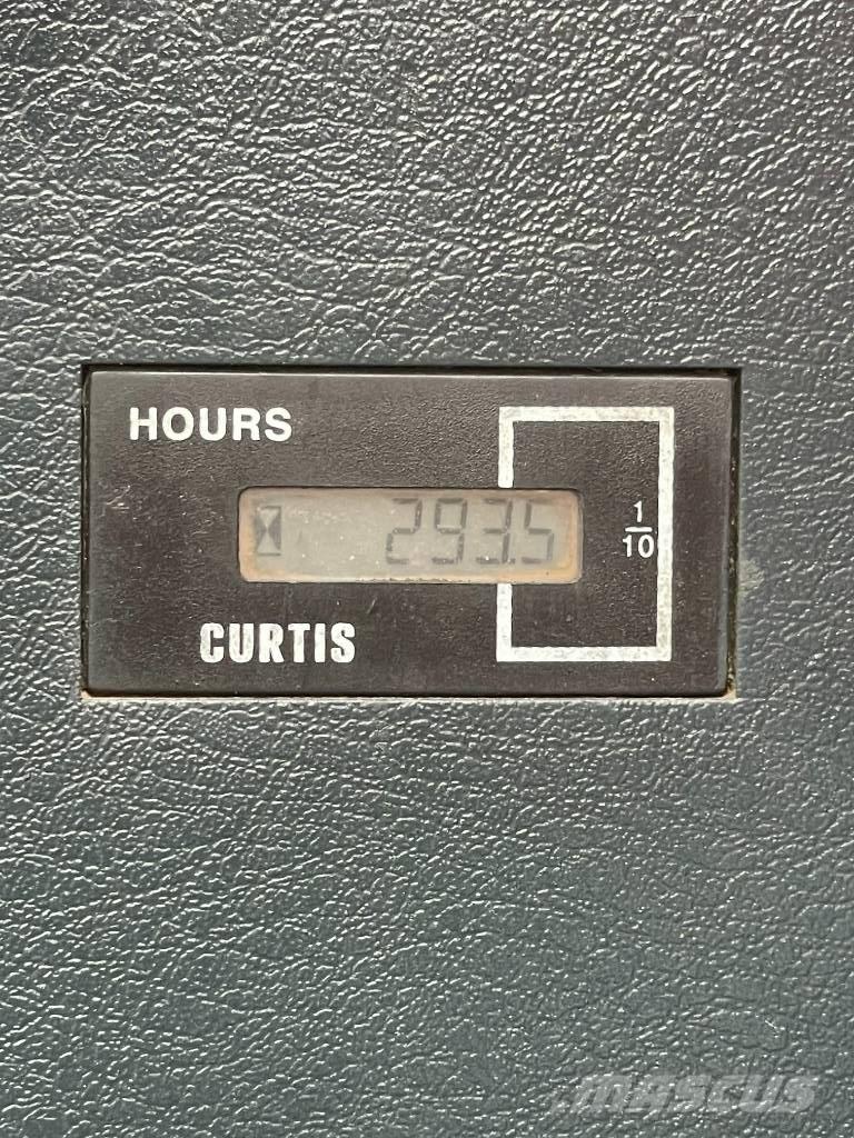 Hyundai 220LC-9S Midi ekskavatörler 7 - 12 t