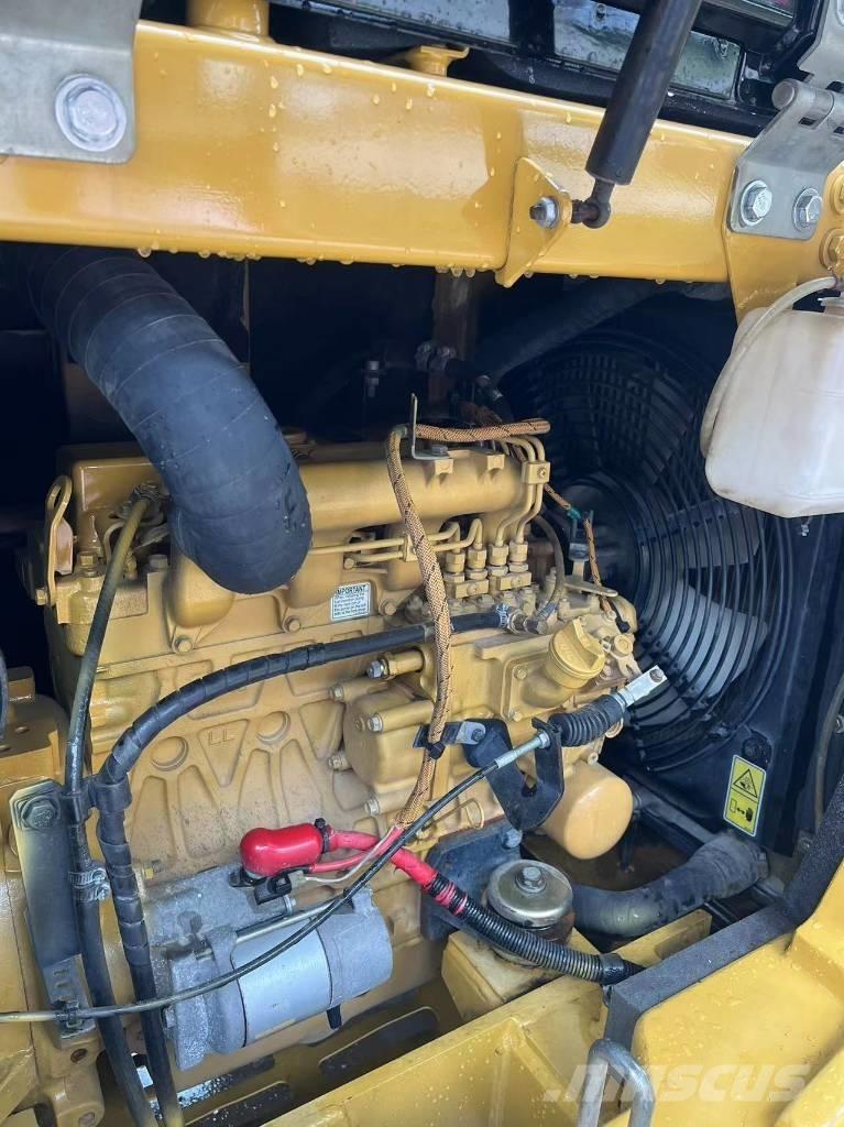 CAT 305.5 E2 Mini ekskavatörler, 7 tona dek
