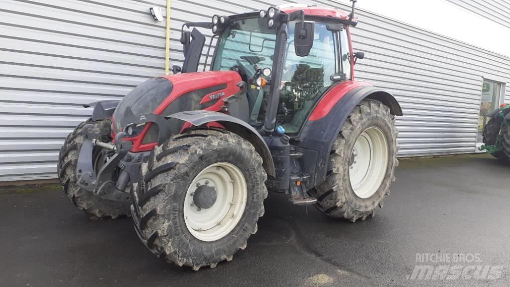 Valtra N 154 Traktörler