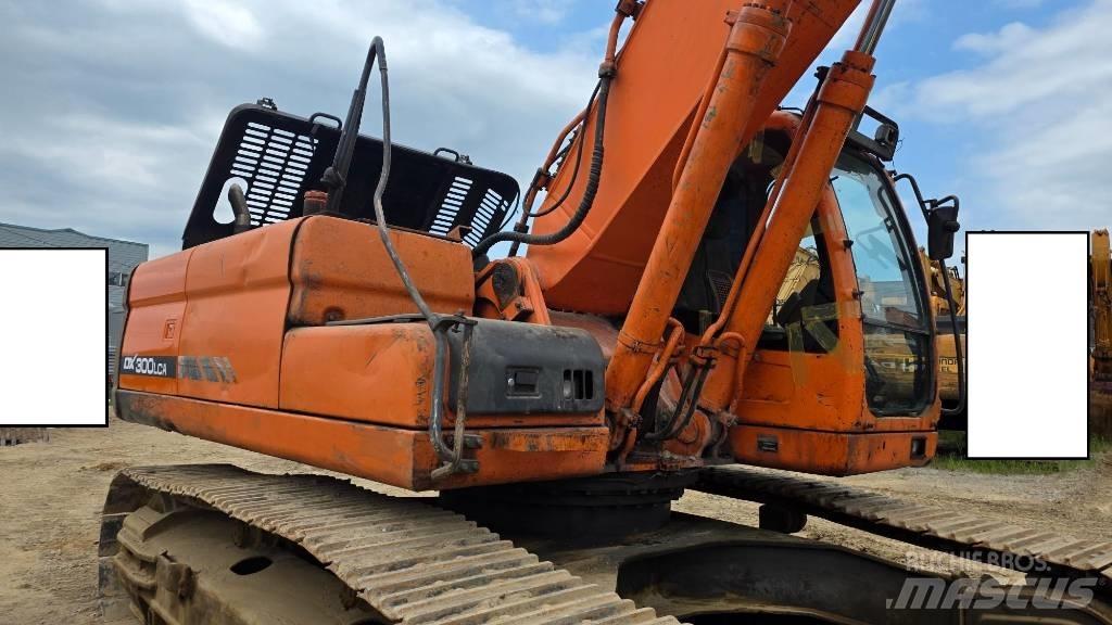 Doosan DX 300 LCA Paletli ekskavatörler