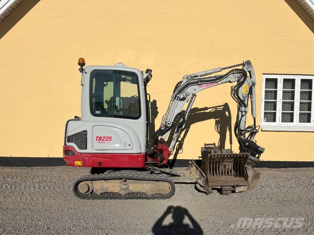 Takeuchi TB 225 Mini ekskavatörler, 7 tona dek