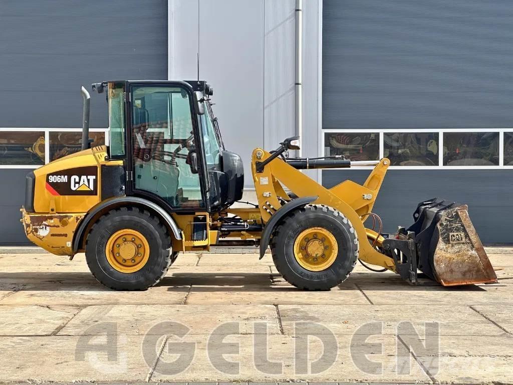 CAT 906M - NEW TYRES Tekerlekli yükleyiciler