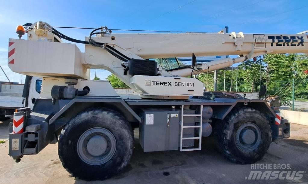 Terex RC45 Arazi Tipi Vinçler (RT)